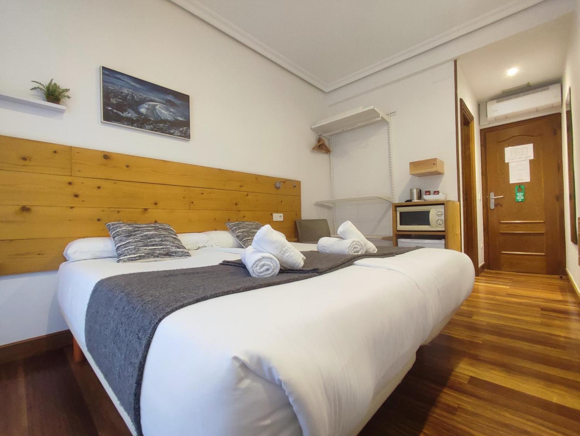 Pension Urkia San Sebastián Exterior foto