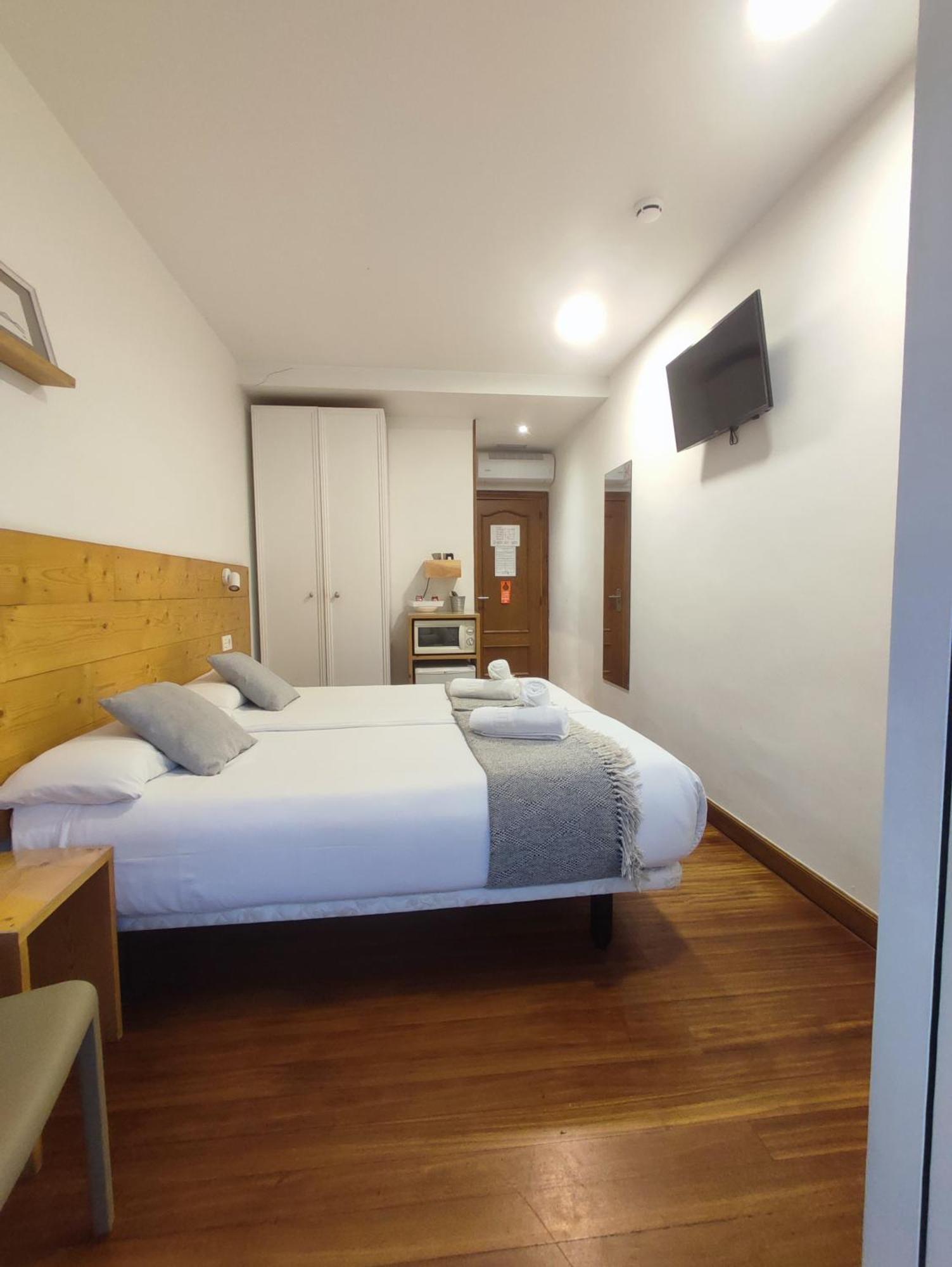 Pension Urkia San Sebastián Exterior foto